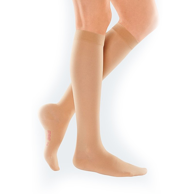 [002556] Medi Travel Kniekous Women Caramel