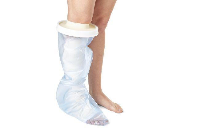 [001572] Douchehoes - Been Half